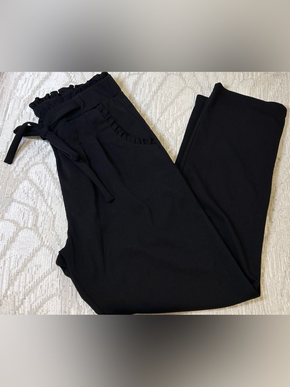 Solo Apparel Black Ruffle Paperbag Waist Tie Front Pants Size M Minimalist Boho